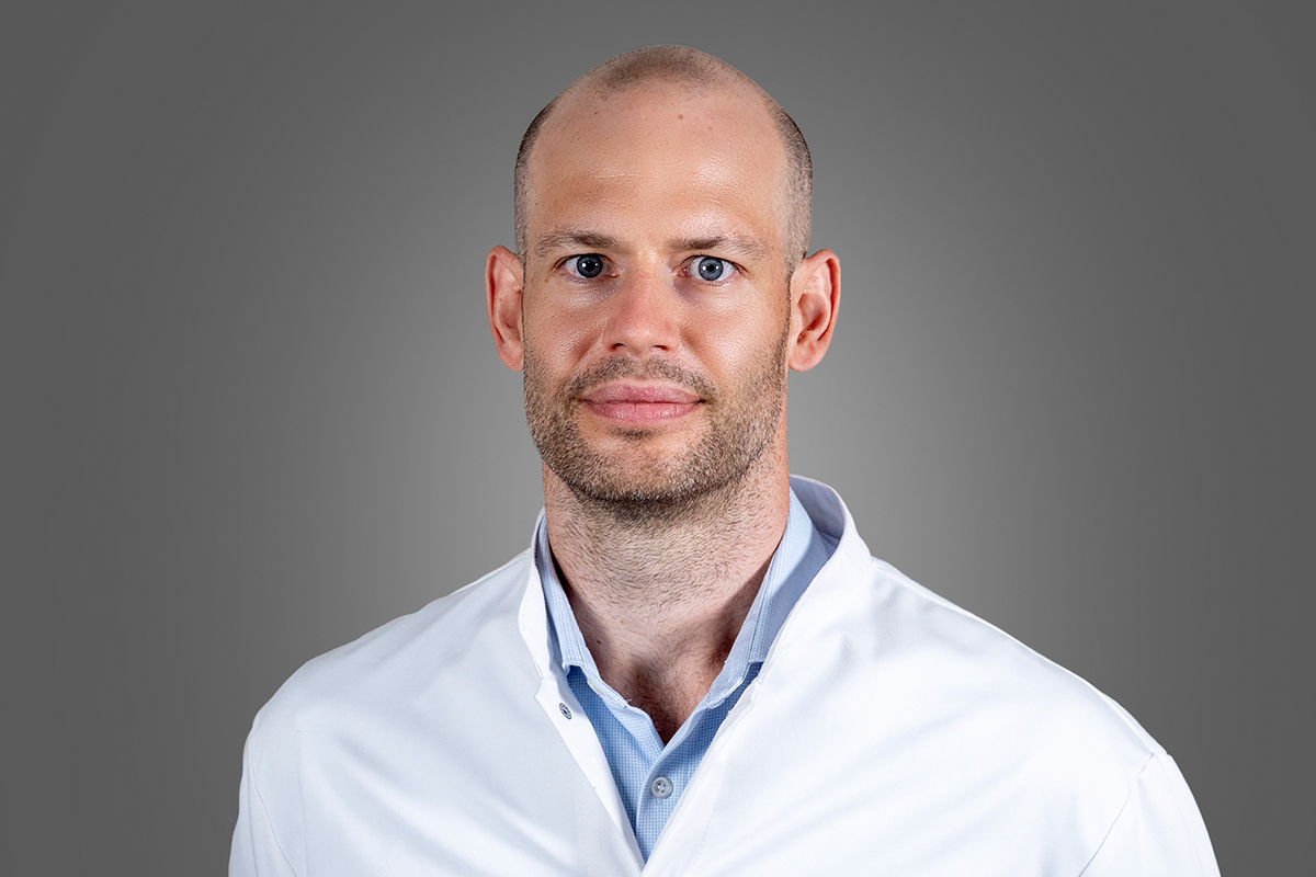 dr. Lohner Balázs
